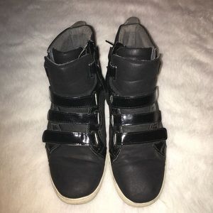 aldo mens velcro shoes